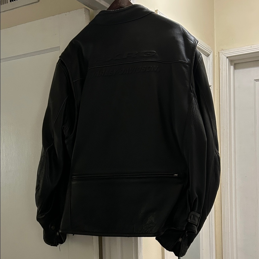 Harley-Davidson Black Leather Bomber Jacket - Picture 2 of 10